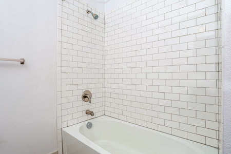 Avanti-Legacy-South-Bluff 26a